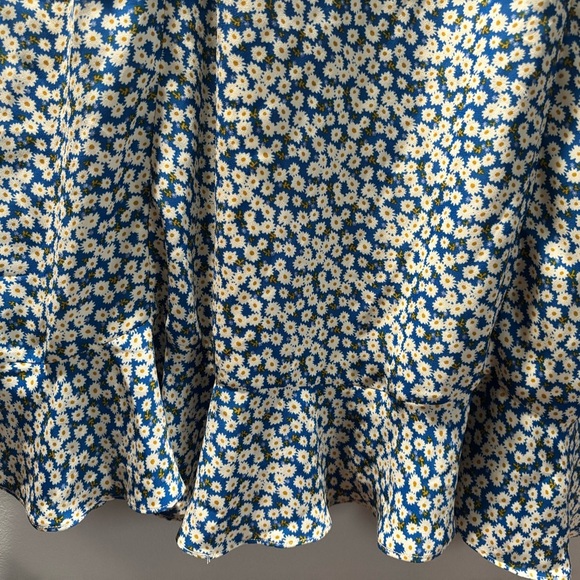 Lulu's Blue and White Floral Midi Dress - Picture 5 of 15